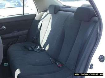 2005 Nissan Tiida Latio Images