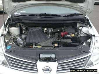 2005 Nissan Tiida Latio Pictures