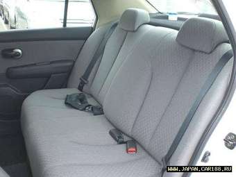 2005 Nissan Tiida Latio Photos