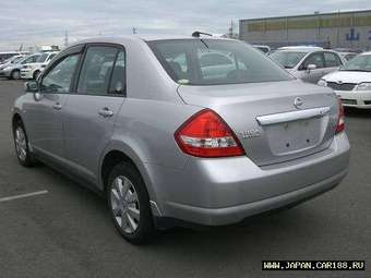 2005 Nissan Tiida Latio Wallpapers