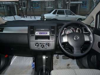 2005 Nissan Tiida Latio Pictures