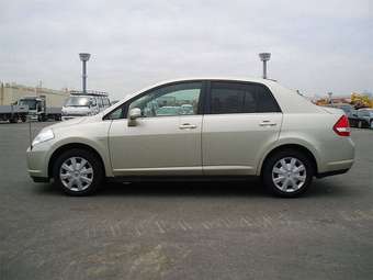 2005 Nissan Tiida Latio Wallpapers