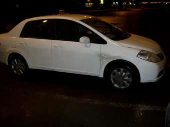 2005 Nissan Tiida Latio Pictures