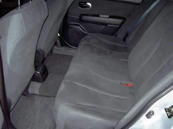 2005 Nissan Tiida Latio Pictures