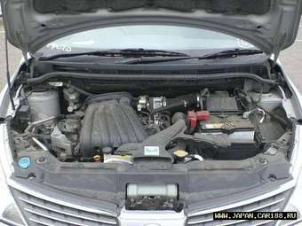 2005 Nissan Tiida Latio Pictures