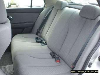 2005 Nissan Tiida Latio Photos