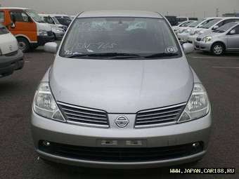2005 Nissan Tiida Latio Wallpapers