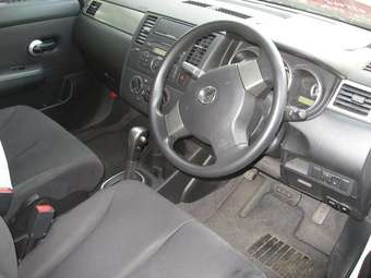 2005 Nissan Tiida Latio Photos