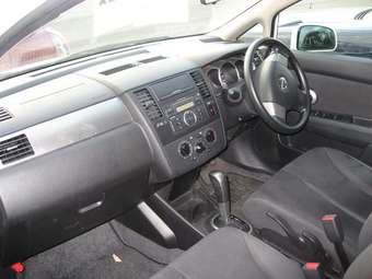 2005 Nissan Tiida Latio Photos