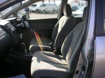 2005 Nissan Tiida Latio Photos