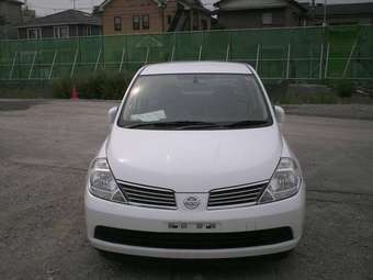2005 Nissan Tiida Latio Pics