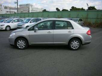 2005 Nissan Tiida Latio Pictures