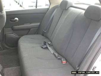 2005 Nissan Tiida Latio Photos