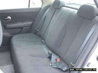 2005 Nissan Tiida Latio Pictures