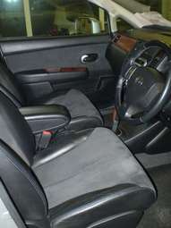 2005 Nissan Tiida Latio Photos