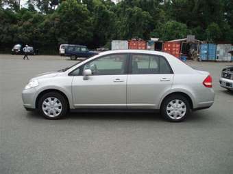 2005 Nissan Tiida Latio Photos