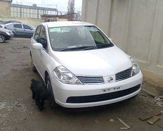 2005 Nissan Tiida Latio Pictures