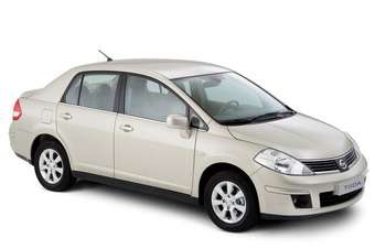 2005 Nissan Tiida Latio Pictures