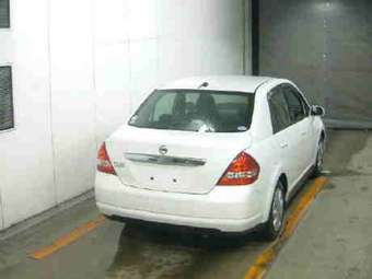 2005 Nissan Tiida Latio Pics