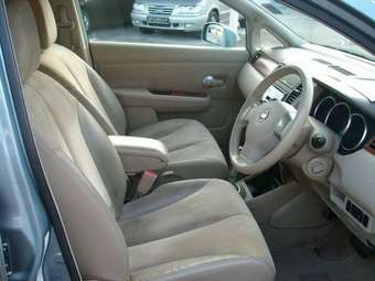 2005 Nissan Tiida Latio Images