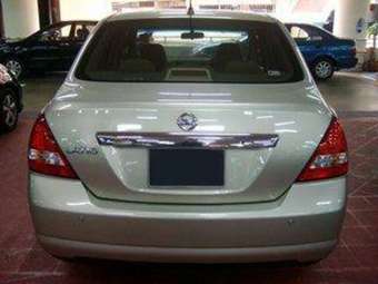 2005 Nissan Tiida Latio Pictures