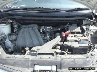 2005 Nissan Tiida Latio Images