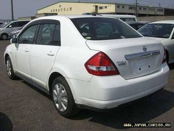2005 Nissan Tiida Latio Pictures