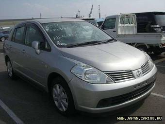 2005 Nissan Tiida Latio Wallpapers