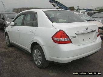 2005 Nissan Tiida Latio Photos
