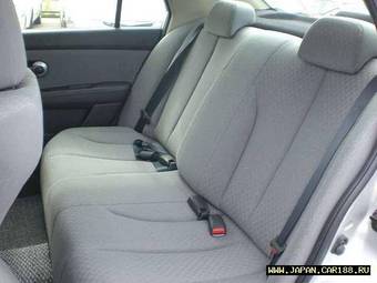 2005 Nissan Tiida Latio Pictures
