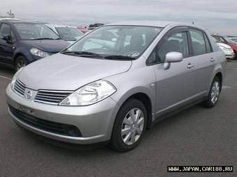 2005 Nissan Tiida Latio Pictures