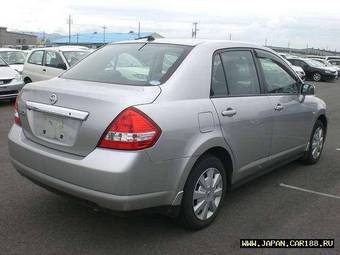 2005 Nissan Tiida Latio Pictures