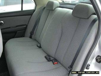 2005 Nissan Tiida Latio Photos