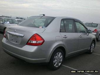 2005 Nissan Tiida Latio Pictures