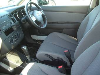 2005 Nissan Tiida Latio Pictures