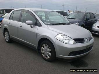 2005 Nissan Tiida Latio Photos