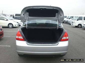 2005 Nissan Tiida Latio Photos