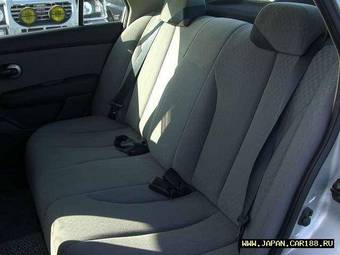 2005 Nissan Tiida Latio Pictures