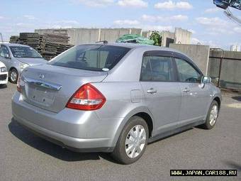 2005 Nissan Tiida Latio Pictures