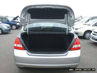 2005 Nissan Tiida Latio Pictures