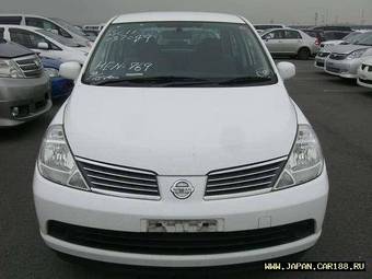 2005 Nissan Tiida Latio Pictures