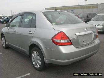 2005 Nissan Tiida Latio Pictures