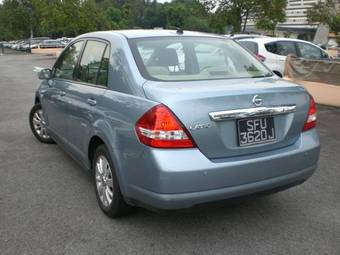 2005 Nissan Tiida Latio Pictures