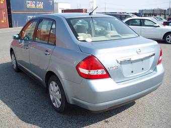 2005 Nissan Tiida Latio Pictures