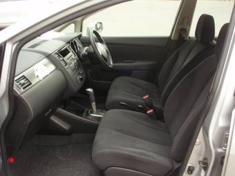 2005 Nissan Tiida Latio Images