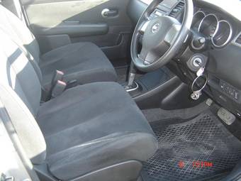 2005 Nissan Tiida Latio Photos