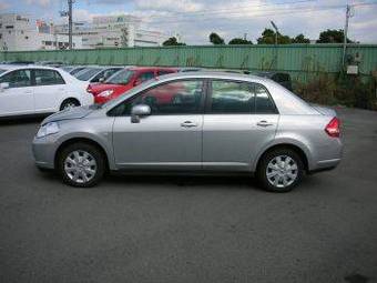 2005 Nissan Tiida Latio Photos