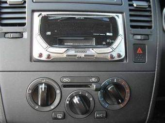 2005 Nissan Tiida Latio Pictures