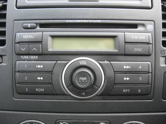 2005 Nissan Tiida Latio Pictures