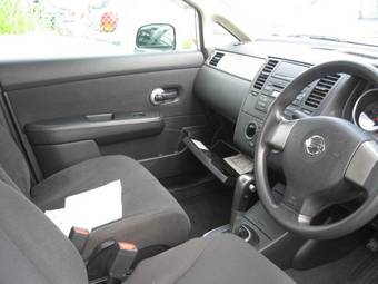 2005 Nissan Tiida Latio Photos